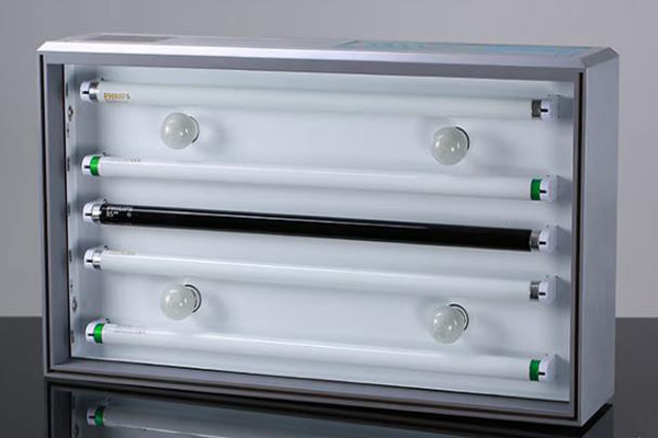 標(biāo)準(zhǔn)光源箱對(duì)色燈管什么要求？怎么排列？