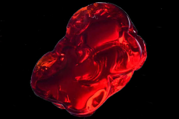 在標(biāo)準(zhǔn)光源條件下對(duì)緬甸琥珀的顏色進(jìn)行劃分